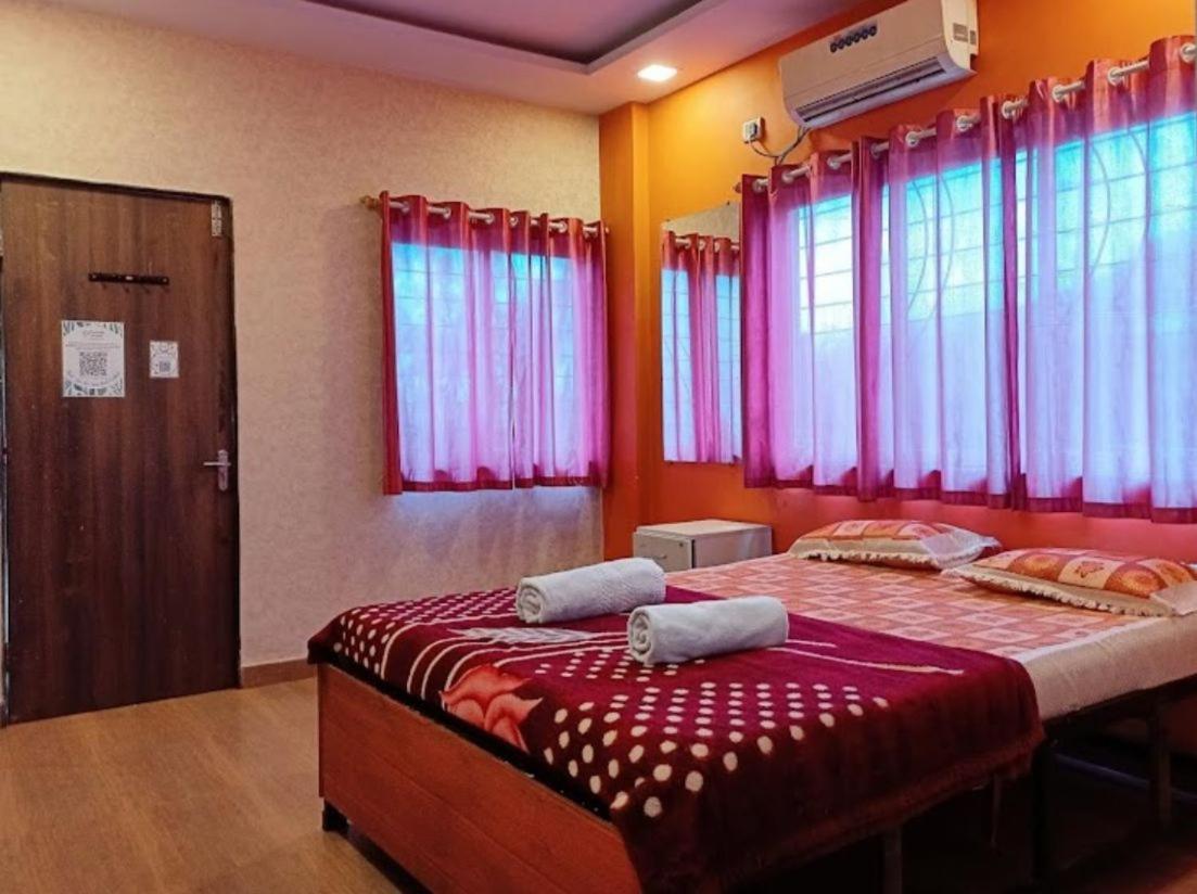 Strawberry Vacations Villa Panchgani Exteriör bild